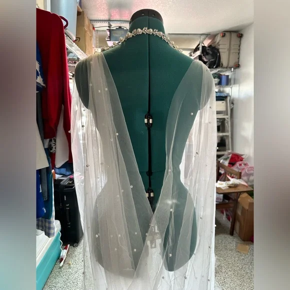 Tulle Pearl & Rhinestone Cathedral Length White/Winter White Bride/Costume Cape - Picture 5 of 8